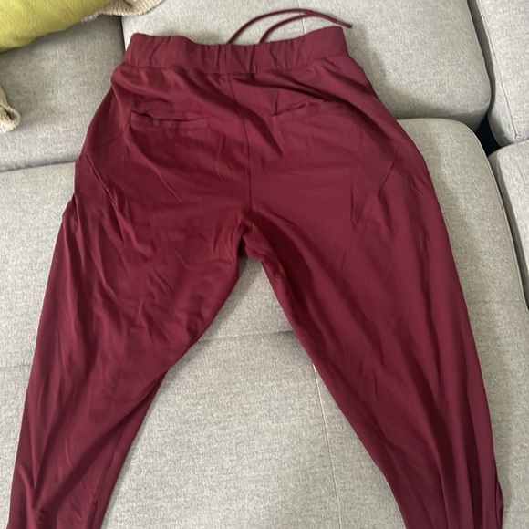 Alphalete - Pro-Elite Jogger - Burgundy (Medium) - Picture 3 of 5